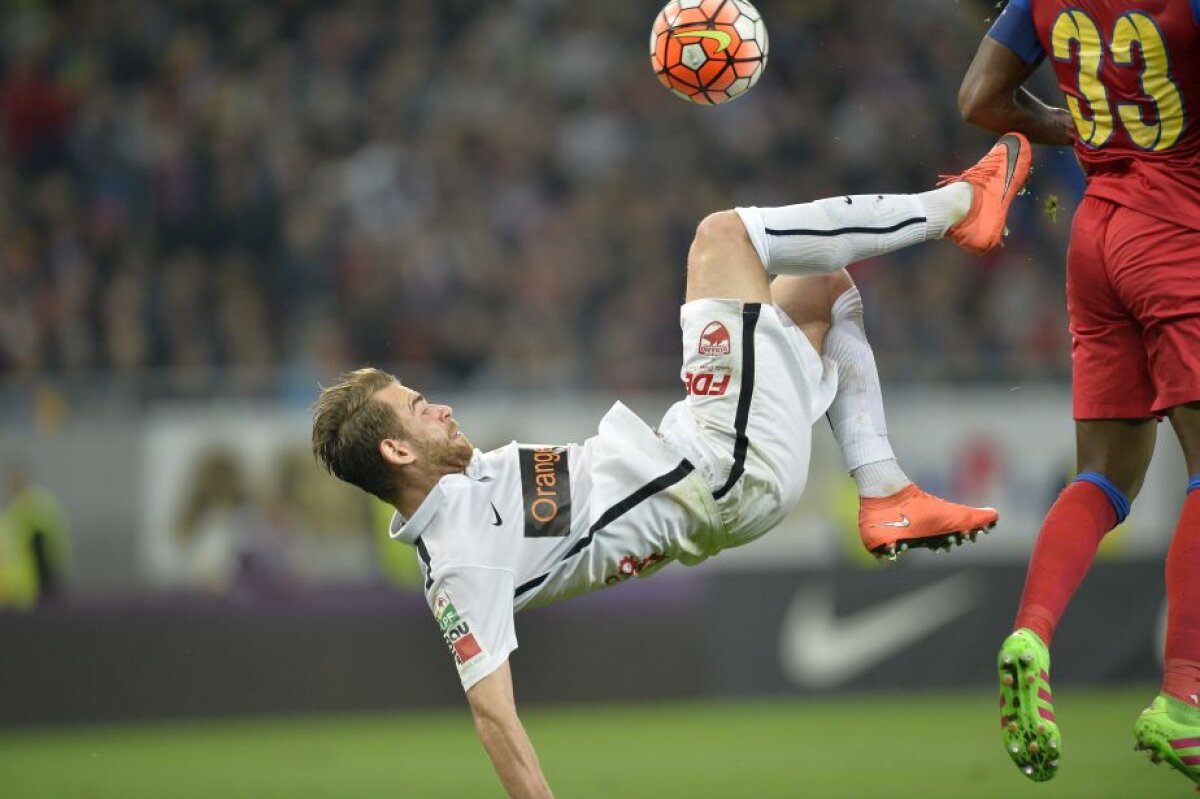 GALERIE FOTO 15 imagini tari din Derby de România » Durerea lui Tamaș vs euforia lui Dănciulescu, "dezbrăcat" de suporteri