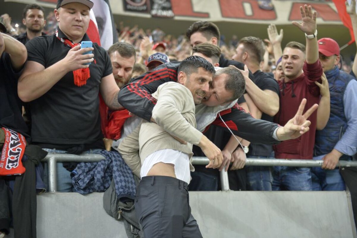 GALERIE FOTO 15 imagini tari din Derby de România » Durerea lui Tamaș vs euforia lui Dănciulescu, "dezbrăcat" de suporteri