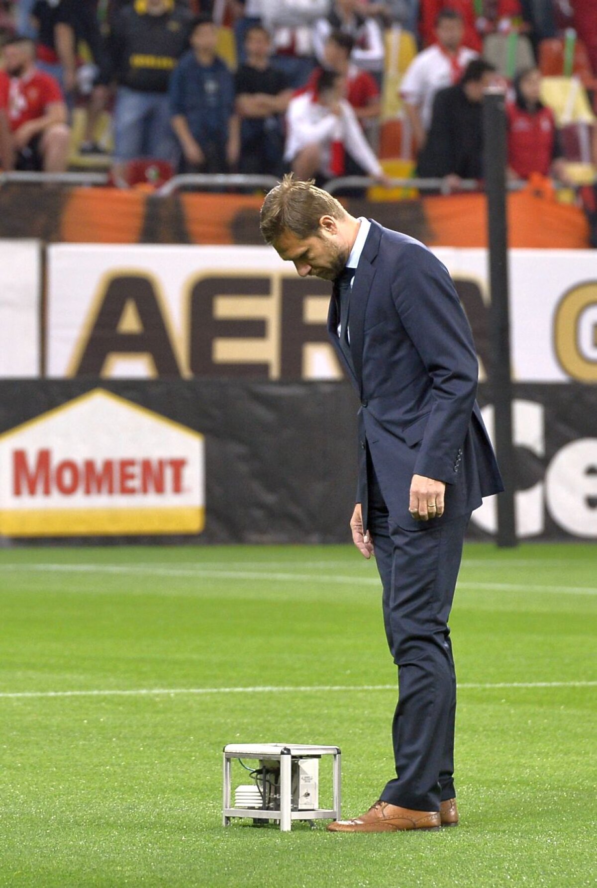 GALERIE FOTO 15 imagini tari din Derby de România » Durerea lui Tamaș vs euforia lui Dănciulescu, "dezbrăcat" de suporteri