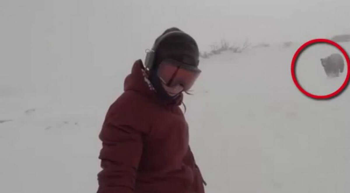 VIDEO » O femeie s-a filmat în timp ce schia! După ce a văzut filmarea a fost la un pas de infarct