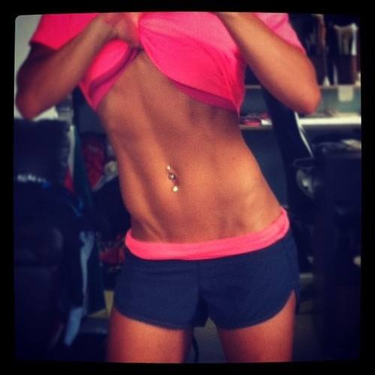 GALERIE FOTO Cât de sexy e soția lui Ciprian Tătărușanu! Cele mai incendiare poze