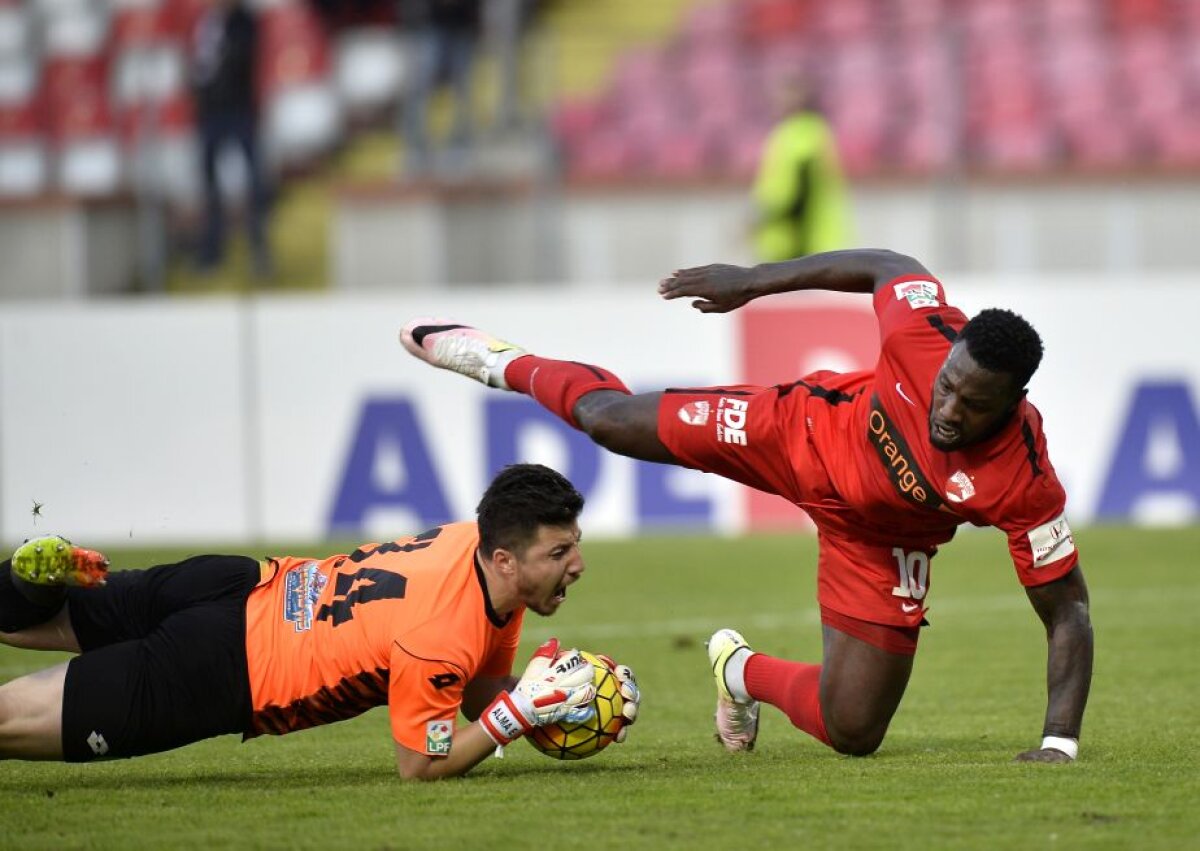 FOTO + VIDEO Neputință » Dinamo - Chiajna 1-1 » "Câinii" ratează finala Cupei Ligii după un meci slab