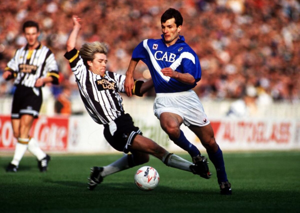 EXCLUSIV GSP "Mă piteam să nu râdă colegii când mâncam gem de prune la pacheţel" » 3 dezvăluiri ale lui Ioan Ovidiu Sabău. Și o poveste incredibilă cu Hagi: "L-a rugat pe Iordănescu să iasă din vestiar, apoi ne-a zis așa"