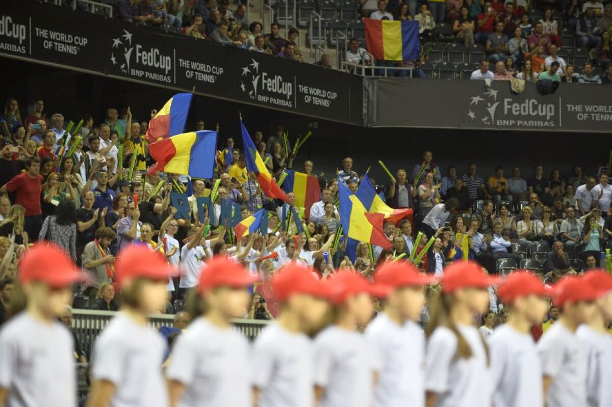 GALERIE FOTO Imagini de excepție de la prezentarea echipelor de Fed Cup! Atmosferă fantastică la Cluj