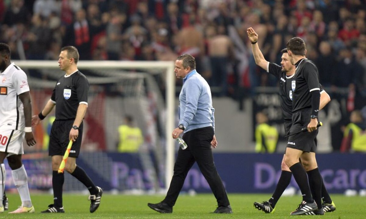 GALERIE FOTO Nervi întinși la maximum în Derby de România! Reghecampf trimis în tribună de Balaj!