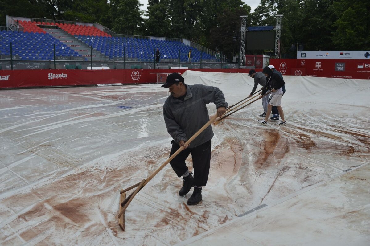 Ploaia a anulat tenisul » Fără meciuri! Ziua de ieri a fost complet acoperită de apă la Arenele BNR