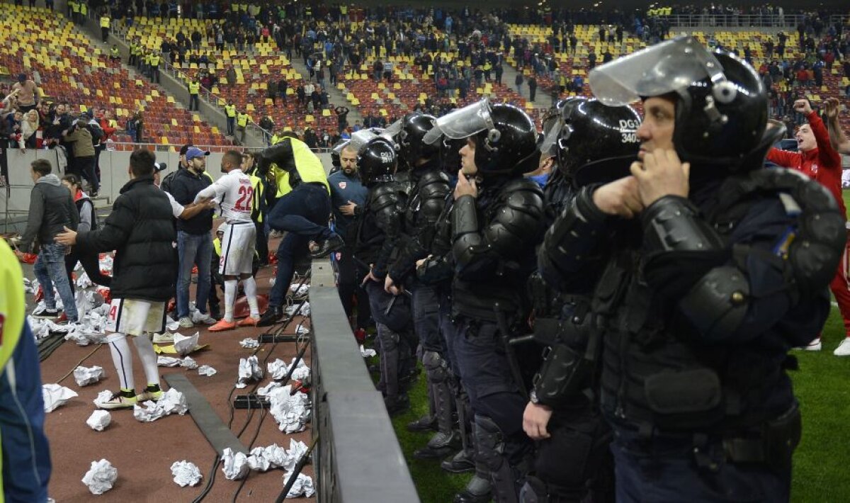 GALERIE FOTO Peste 20 de imagini pe care nu aveai cum să le vezi la TV! Fotoreporterii GSP îți arată tot ce s-a întâmplat pe stadion