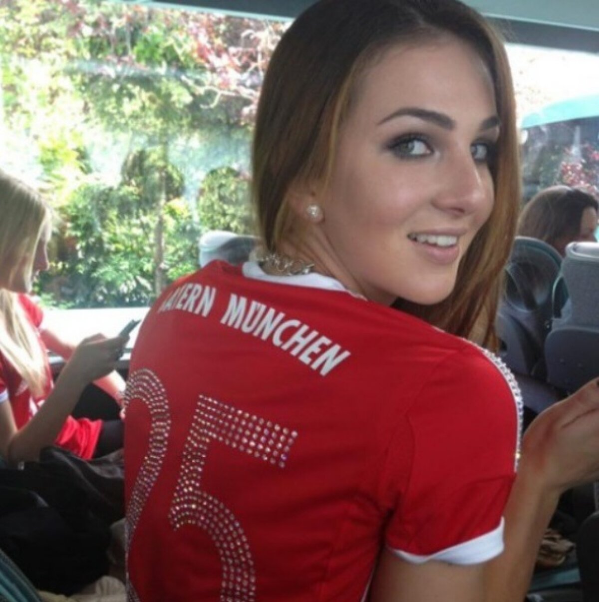 GALERIE FOTO Ea este cea mai frumoasă iubită a unui fotbalist din Germania » Cum arată cele mai sexy 10
