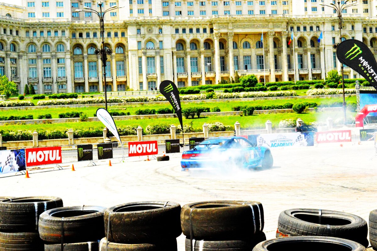 GALERIE FOTO  Driftul, la primul eveniment ca sport oficial » Care au fost cei mai buni români la International Grand Prix 