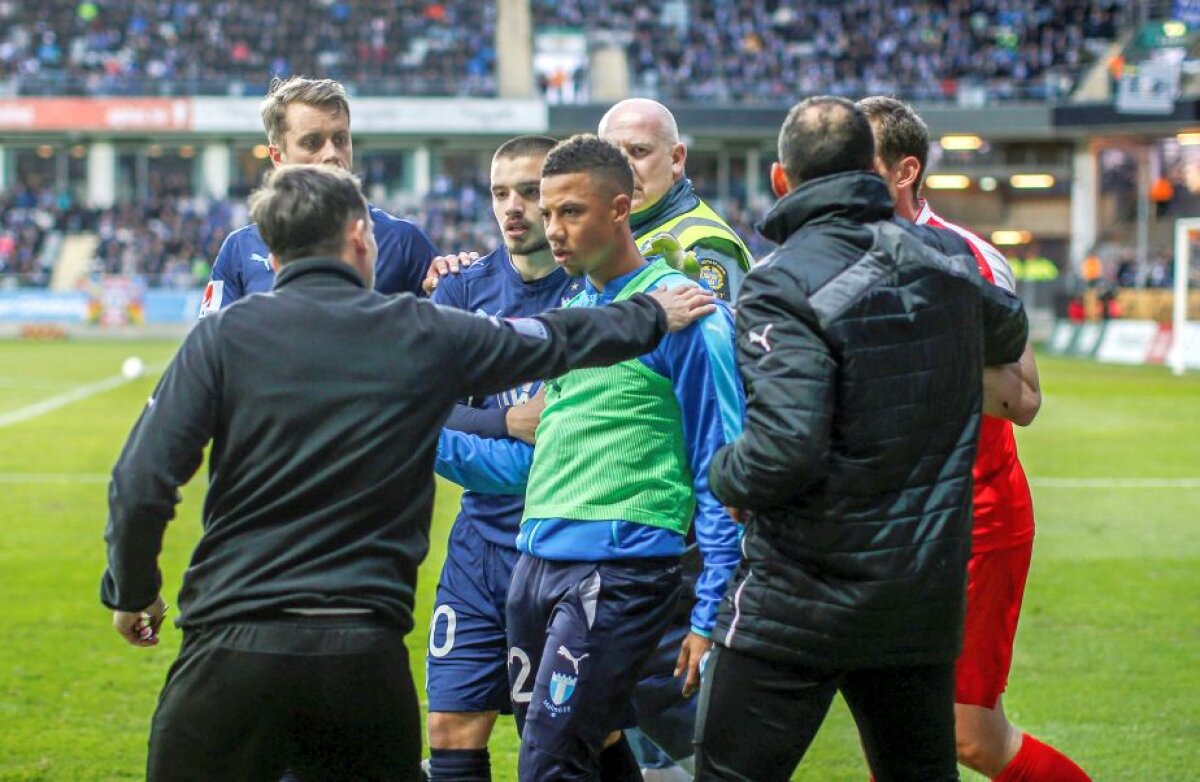 FOTO + VIDEO Scene incredibile într-un campionat din Europa » Fanii au aruncat petarde pe teren, iar un jucător a avut o reacție nervoasă