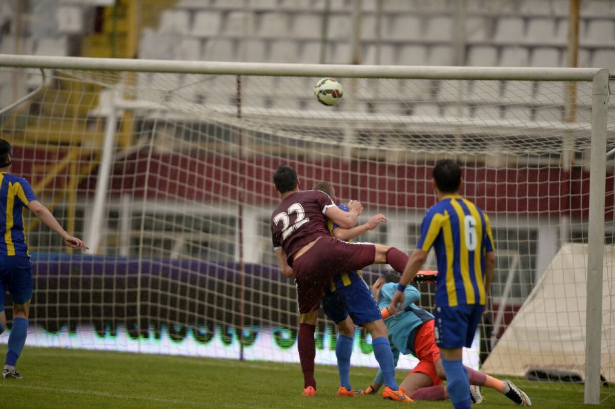 VIDEO + FOTO Rapid - Dunărea Călărași 1-0 » Giuleștenii revin pe primul loc în Seria 1