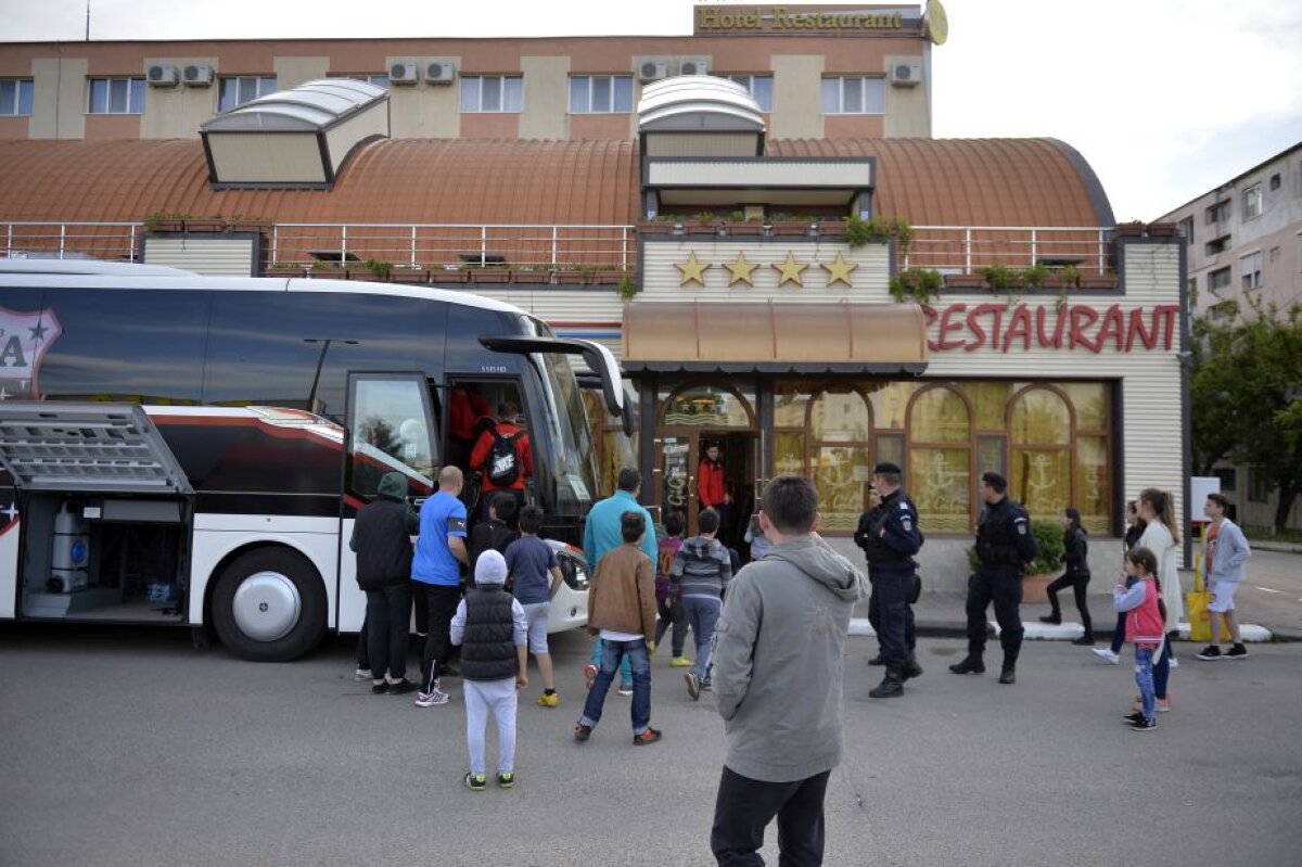 GALERIE FOTO Fiesta pe silent! Giurgiuvenii n-au pornit încă petrecerea pentru primul titlu din istoria orașului 