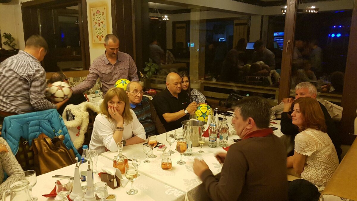 VIDEO + FOTO "Fiara" Lăcătuș a uimit pe toată lumea! Prestație de excepție ca și cântăreț la Cheile Grădiștei