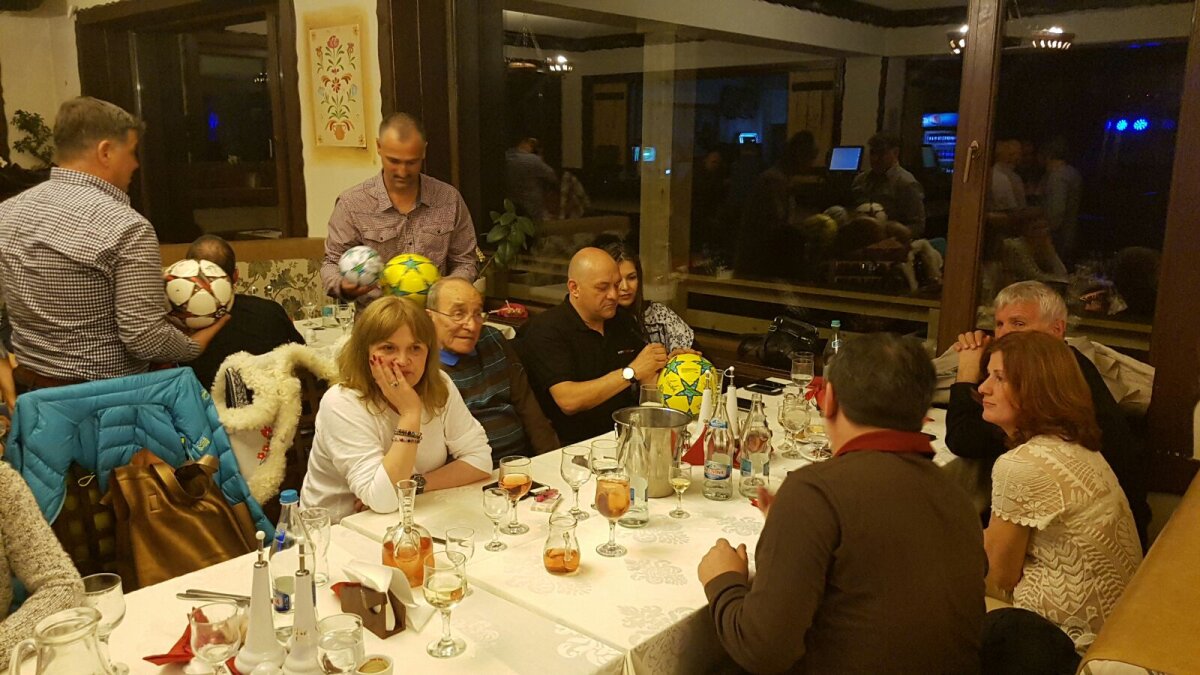 VIDEO + FOTO "Fiara" Lăcătuș a uimit pe toată lumea! Prestație de excepție ca și cântăreț la Cheile Grădiștei