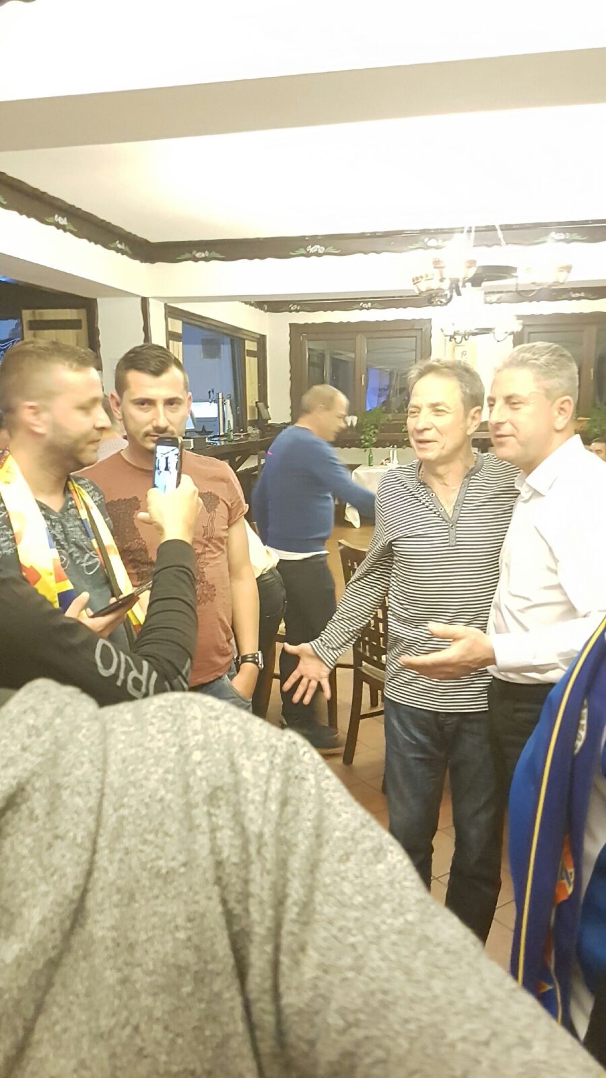 VIDEO + FOTO "Fiara" Lăcătuș a uimit pe toată lumea! Prestație de excepție ca și cântăreț la Cheile Grădiștei