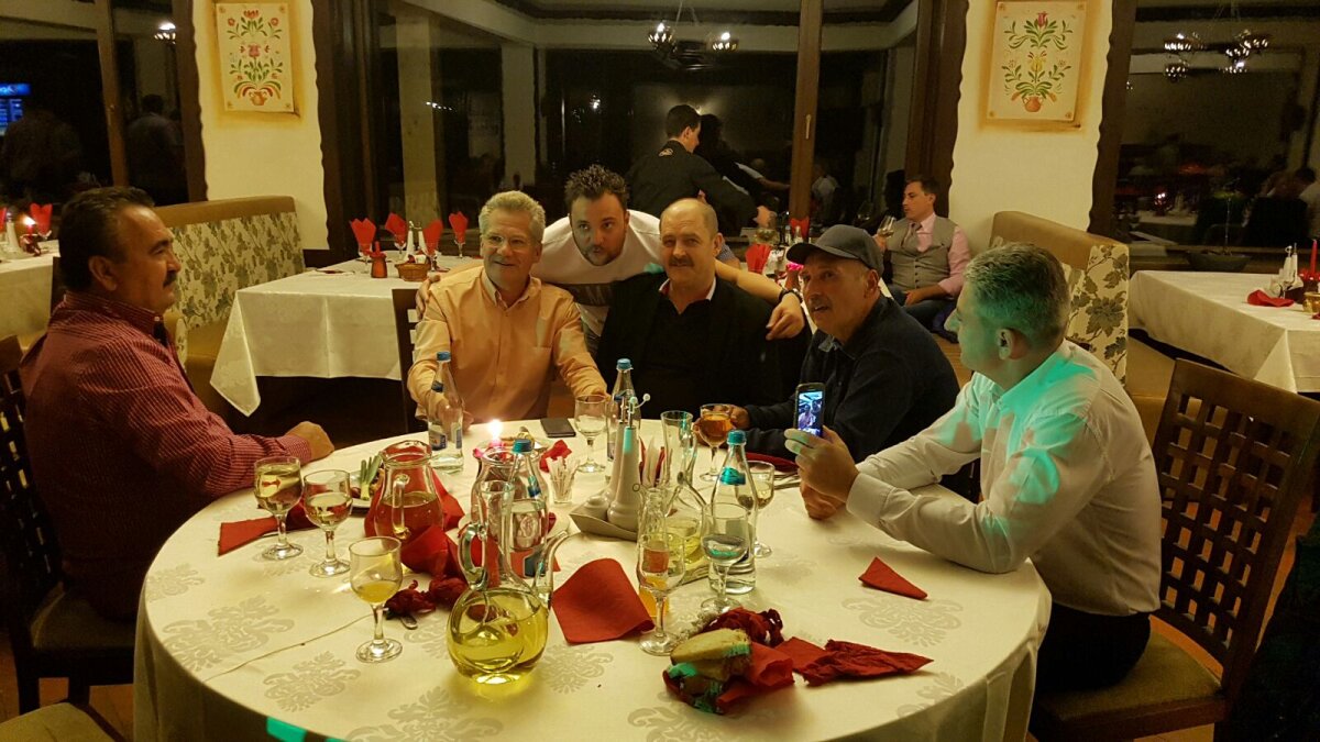 VIDEO + FOTO "Fiara" Lăcătuș a uimit pe toată lumea! Prestație de excepție ca și cântăreț la Cheile Grădiștei