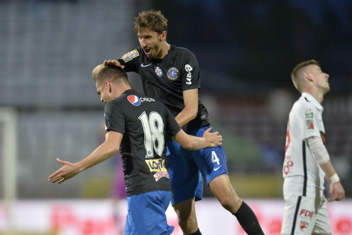 VIDEO+FOTO Ploaie de goluri în "Ștefan cel Mare" » Dinamo și Viitorul au remizat în ultima etapă din play-off, scor 3-3