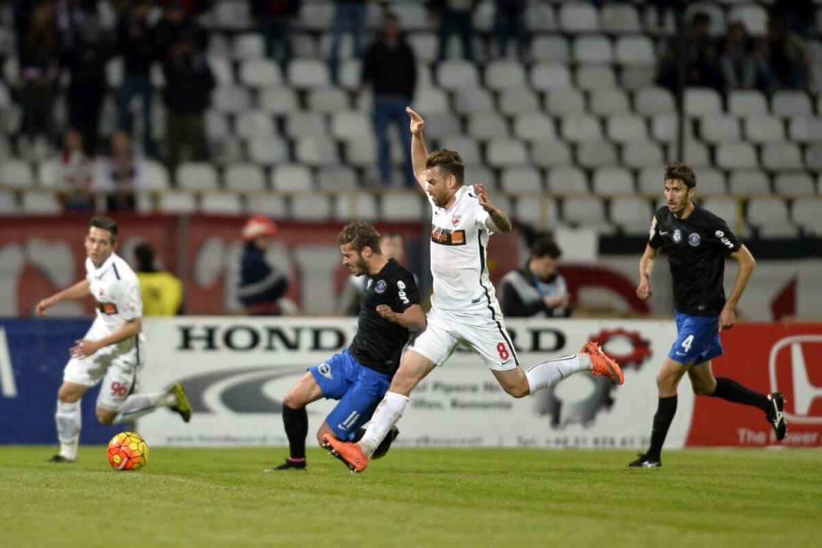 VIDEO+FOTO Ploaie de goluri în "Ștefan cel Mare" » Dinamo și Viitorul au remizat în ultima etapă din play-off, scor 3-3