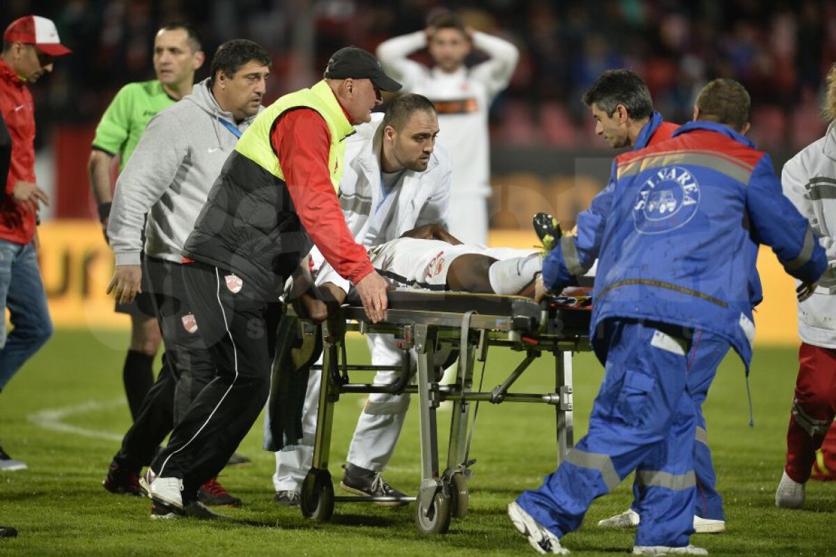 VIDEO+FOTO Ekeng a decedat după ce s-a prăbușit pe gazon la meciul cu Viitorul! 10 medici de la Urgență au încercat peste o oră să-l resusciteze
