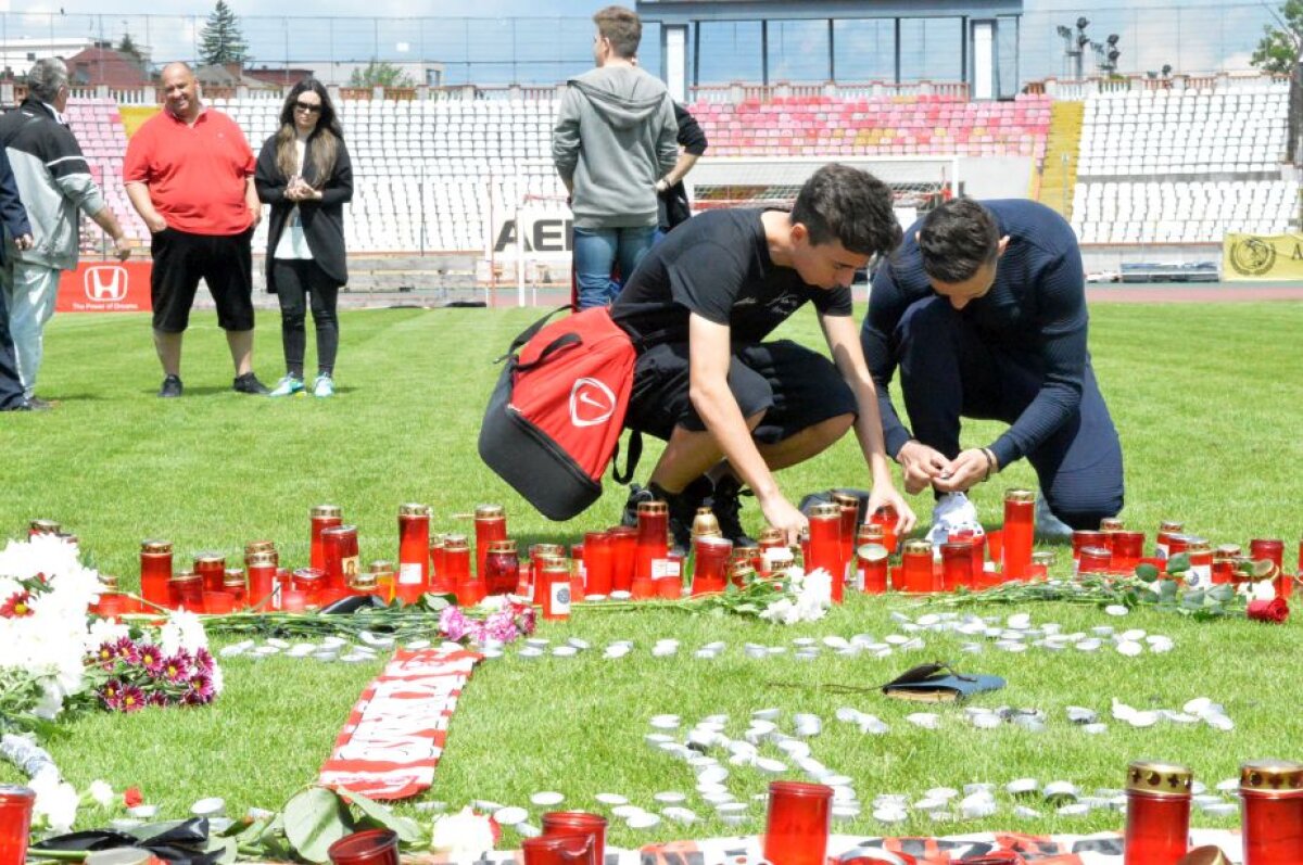 UPDATE VIDEO și FOTO Arena din Ștefan cel Mare s-a transformat în loc de pelerinaj » Steaua, Dinamo și Rapid au venit la stadion pentru a aprinde o lumânare în memoria lui Ekeng