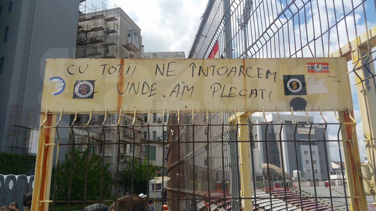 UPDATE VIDEO și FOTO Arena din Ștefan cel Mare s-a transformat în loc de pelerinaj » Steaua, Dinamo și Rapid au venit la stadion pentru a aprinde o lumânare în memoria lui Ekeng