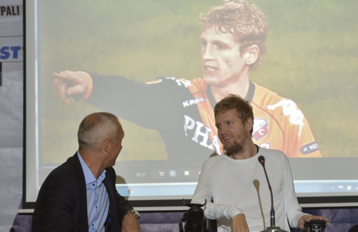 GALERIE FOTO "Uniți pentru Mihai" » Neșu a participat la o conferință de presă înainte de meciul legendelor