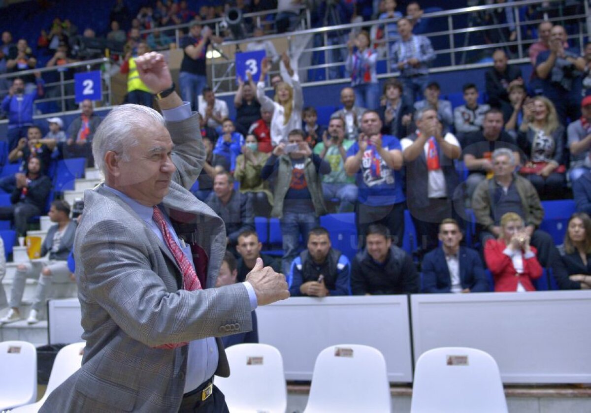 VIDEO+FOTO Steaua 2006 a învins greu legendele din 1986 în meciul caritabil pentru Neșu » Peluza Sud a făcut spectacol!