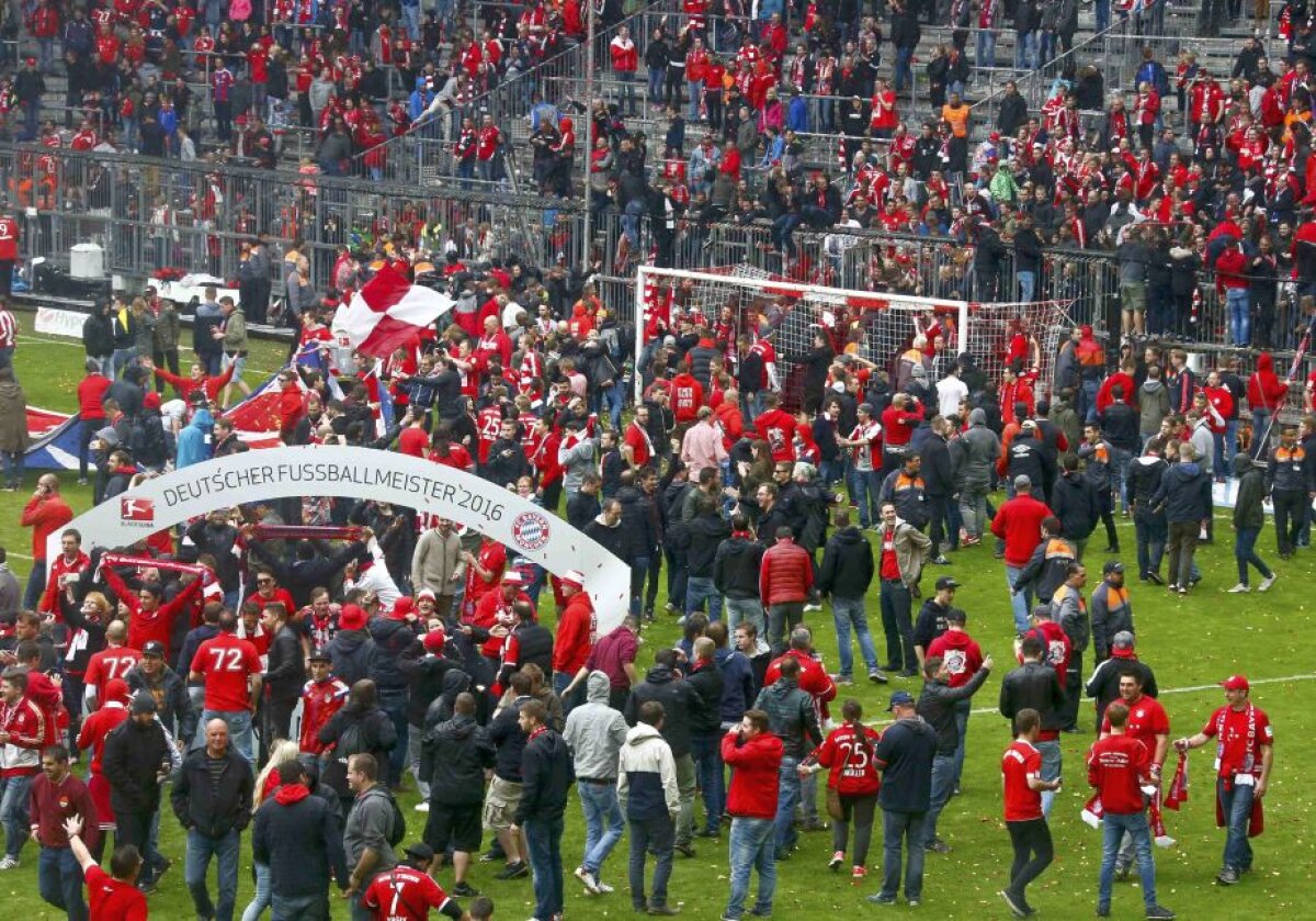 VIDEO+FOTO Pep Guardiola, baie cu bere la celebrarea celui de-al 26-a titlu al lui Bayern Munchen » Dans nebun al jucătorilor