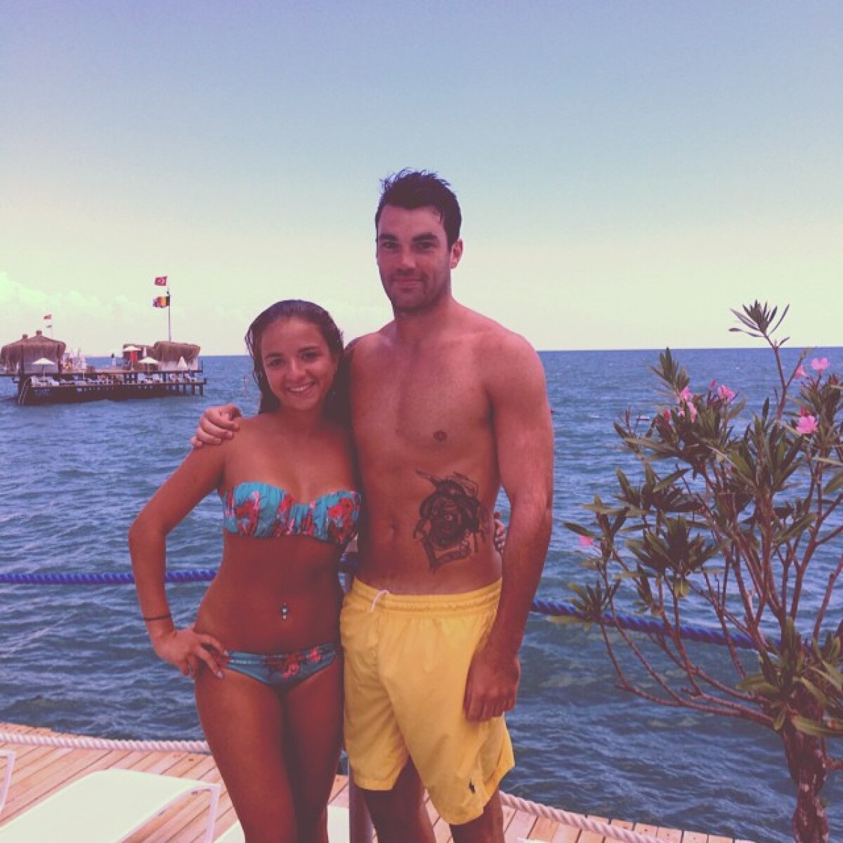 FOTO Fiica cea mare a lui Dan Petrescu arată fabulos » Superimagini cu tânăra de 22 de ani