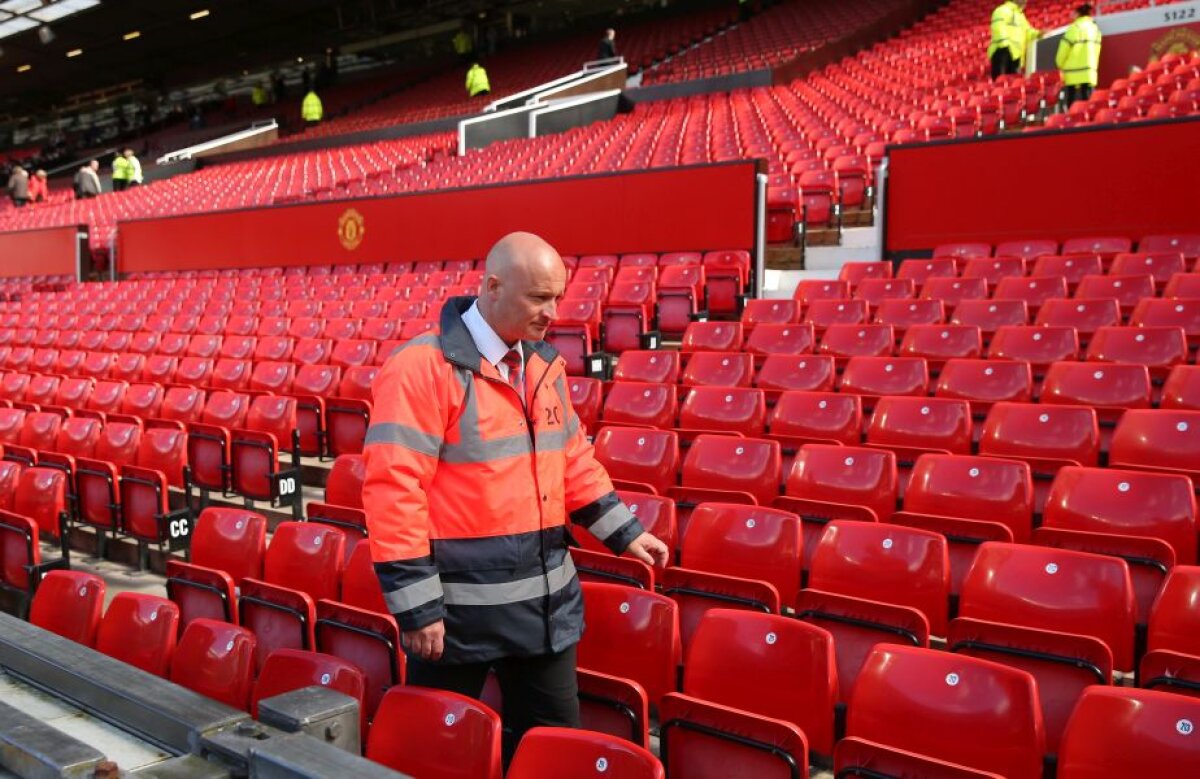 VIDEO și FOTO UPDATE Alertă la Manchester! Stadionul a fost evacuat cu câteva minute înainte de startul ultimului meci al sezonului! În stadion a avut loc o explozie controlată