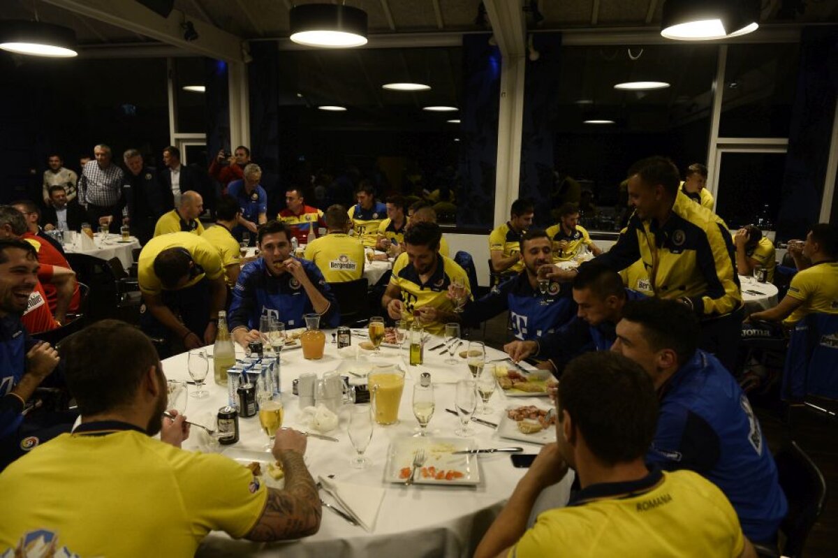 FOTO Calcan şi Roquefort, nu tocăniţă şi usturoi! Burleanu l-a acuzat pe Pompiliu Popescu de faptul că i-a ”îndopat” pe jucători înainte de Finlanda, dar meniul îl contrazice