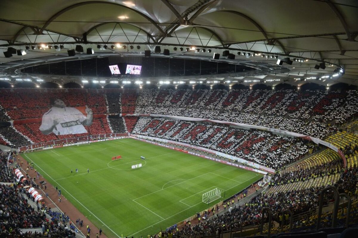 VIDEO+FOTO "Bon voyage, Patrick!" » Dinamoviştii au dedicat o coregrafie impresionantă şi emoţionantă memoriei lui Ekeng, toţi spectatorii scandându-i numele