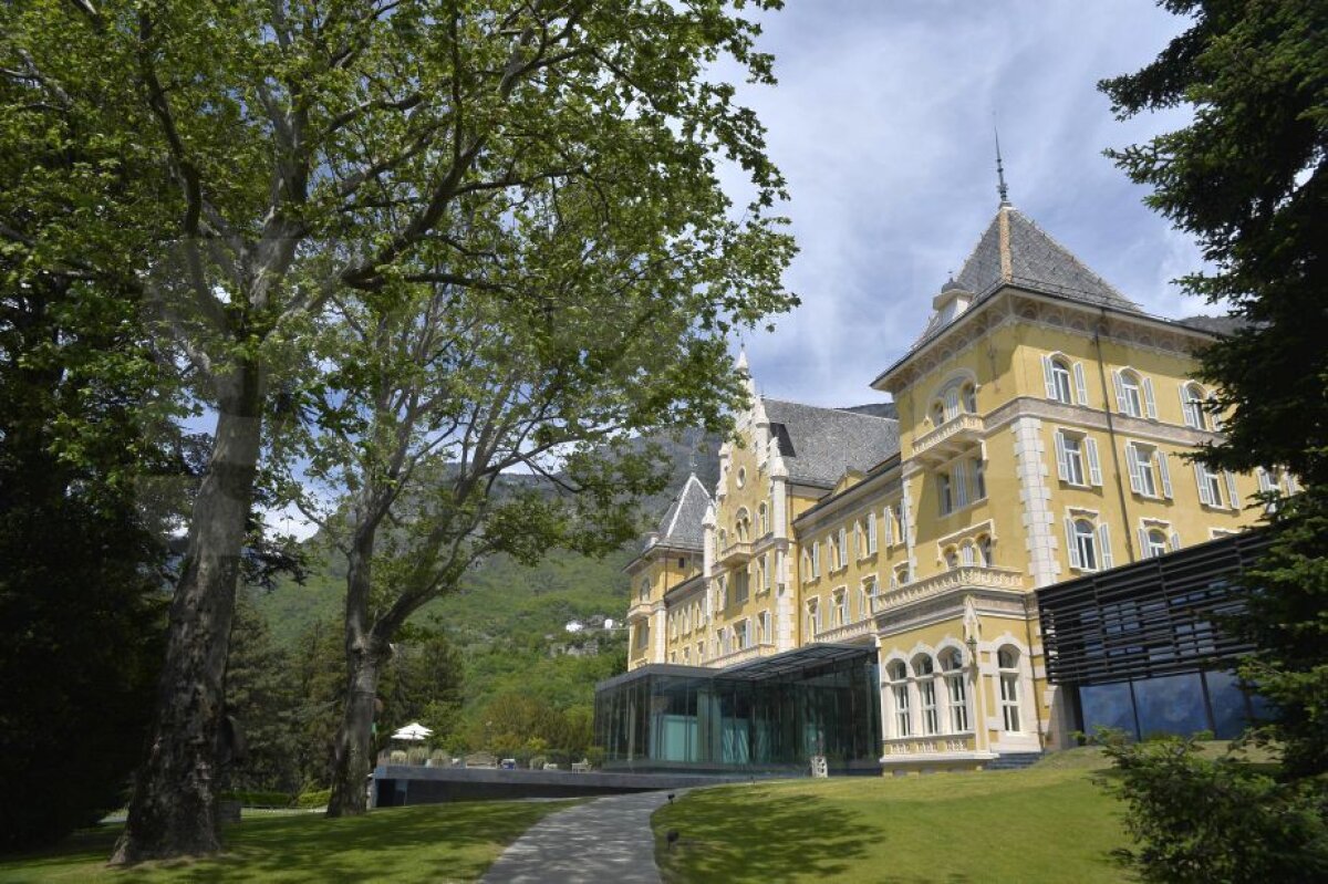 VIDEO+FOTO Reporterii Gazetei au ajuns în cantonamentul naționalei din Italia » Peisaje superbe lângă hotelul unde vor fi cazați "tricolorii"