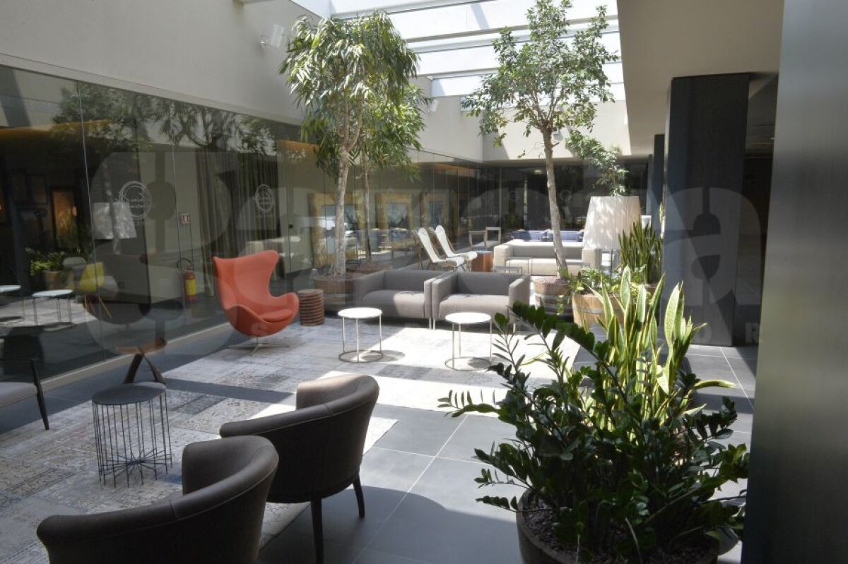 VIDEO+FOTO Reporterii Gazetei au ajuns în cantonamentul naționalei din Italia » Peisaje superbe lângă hotelul unde vor fi cazați "tricolorii"