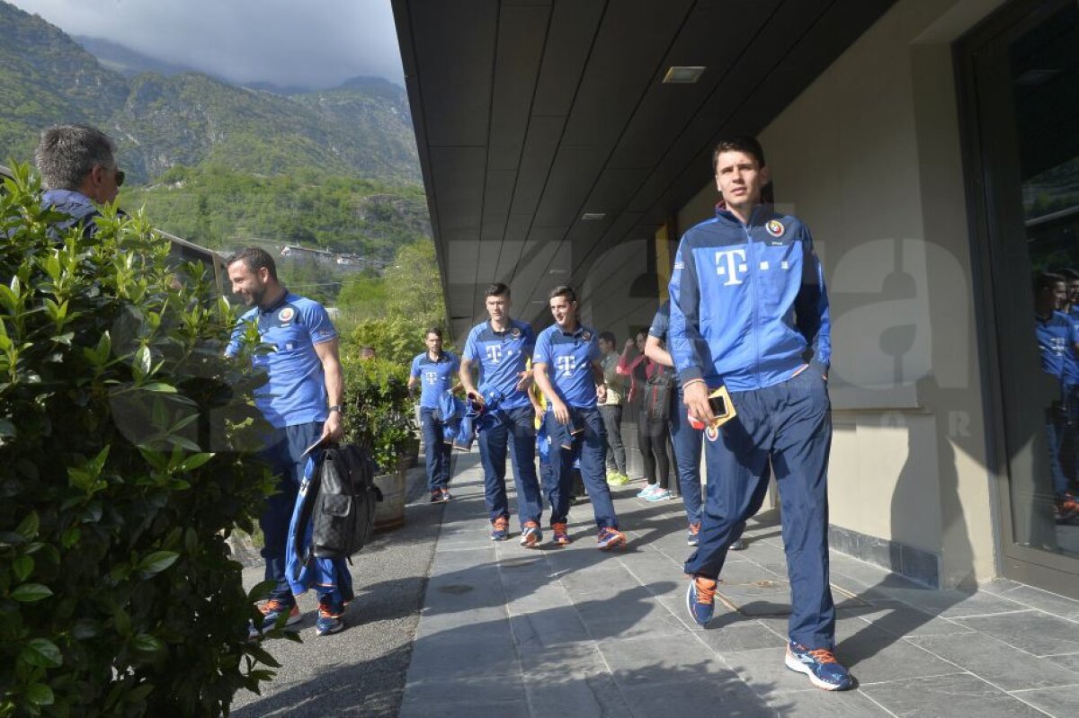 VIDEO+FOTO "Tricolorii" au ajuns în Italia cu zâmbetul pe buze
