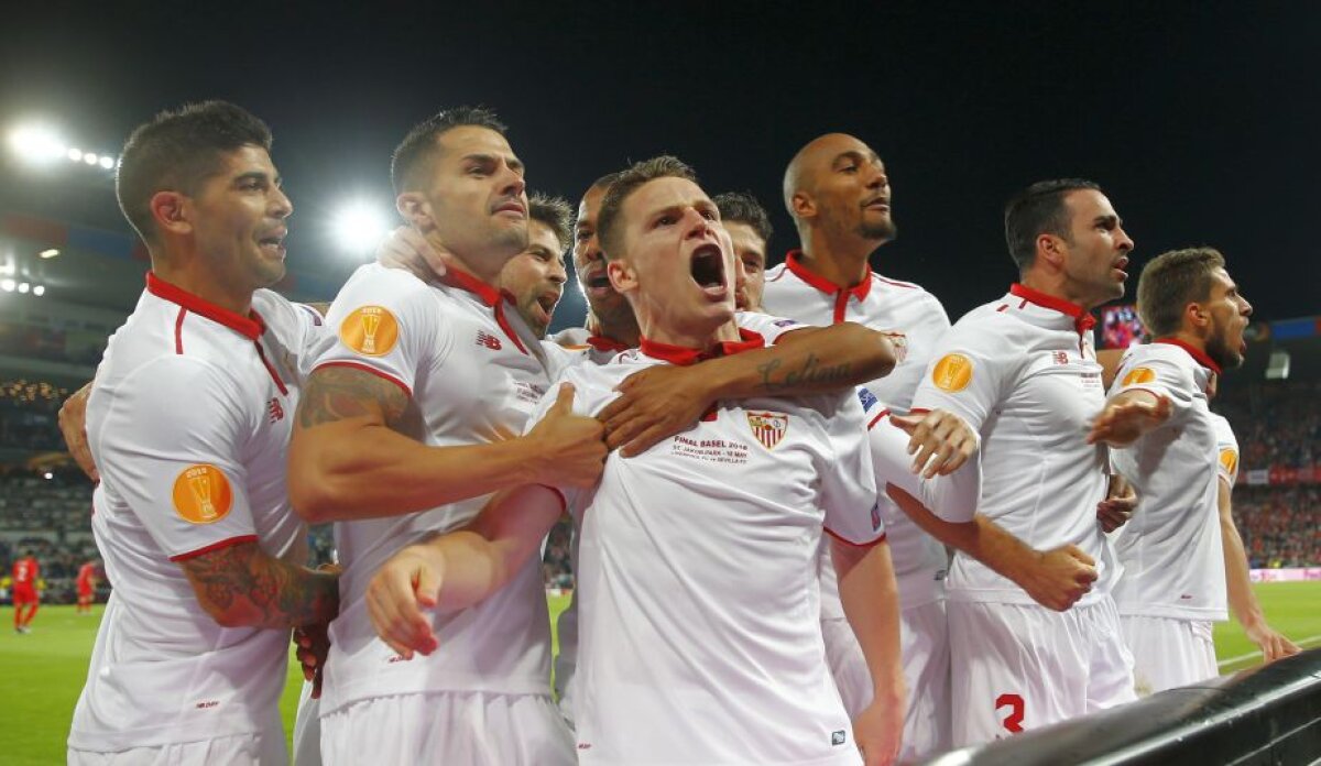 FOTO Bucuria spaniolilor și lacrimile englezilor » Cum a sărbătorit Sevilla câștigarea EL + Reacția lui Klopp de la final