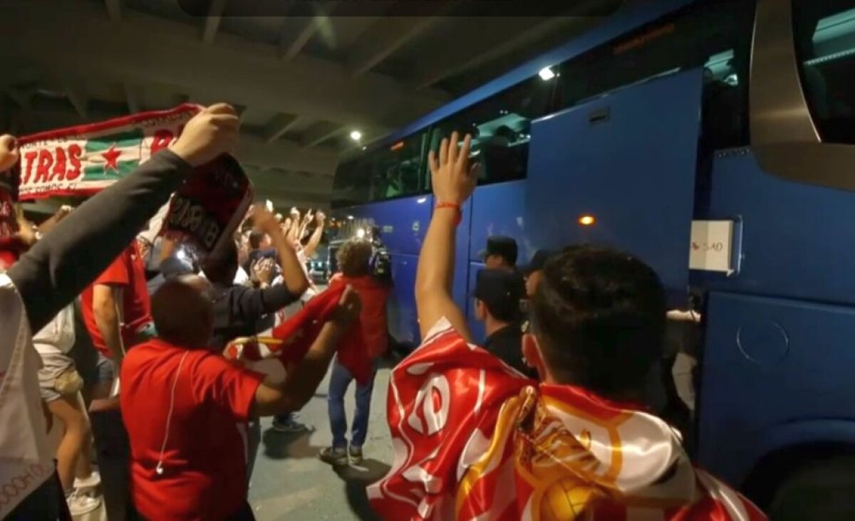 VIDEO+FOTO S-au aprins torțele în Sevilla » Primire triumfătoare pe aeroport pentru jucătorii lui Unai Emery