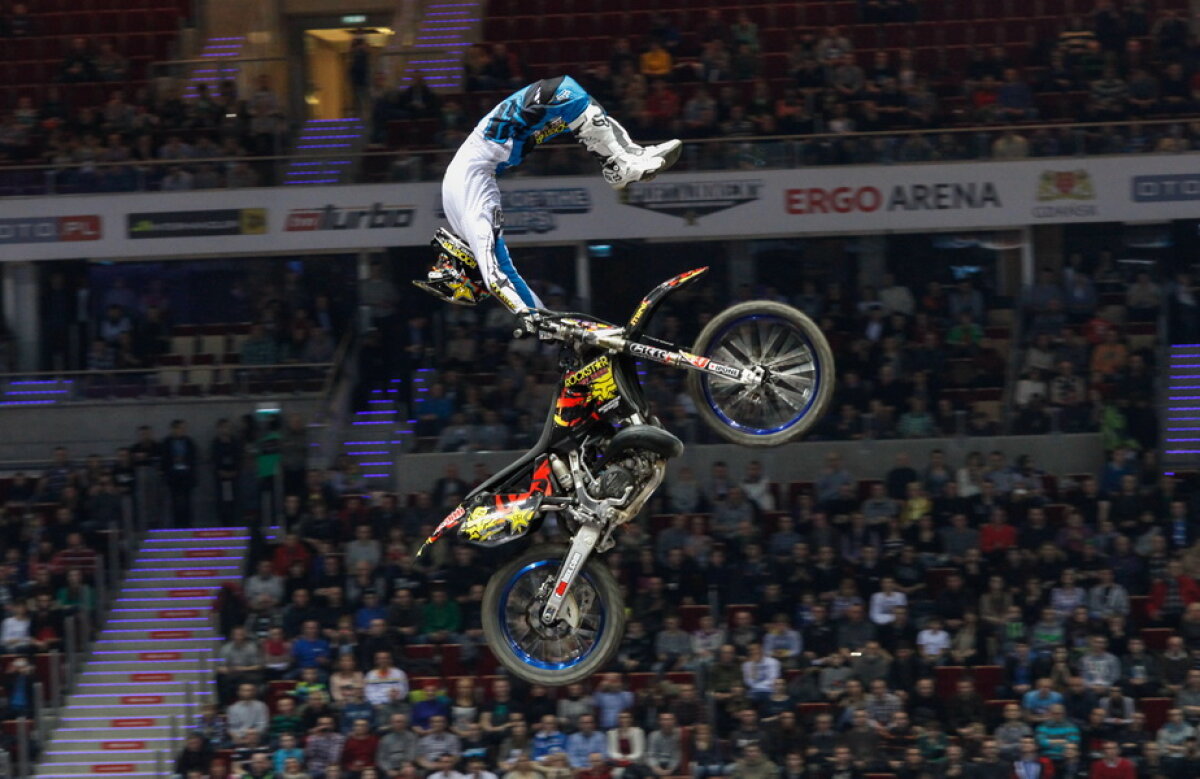 EXCLUSIV » GSP.RO a stat de vorbă cu doi dintre cei mai cunoscuți rideri FMX din lume! Sâmbătă de la ora 13:30 vor face un show unic în Piața Constituției