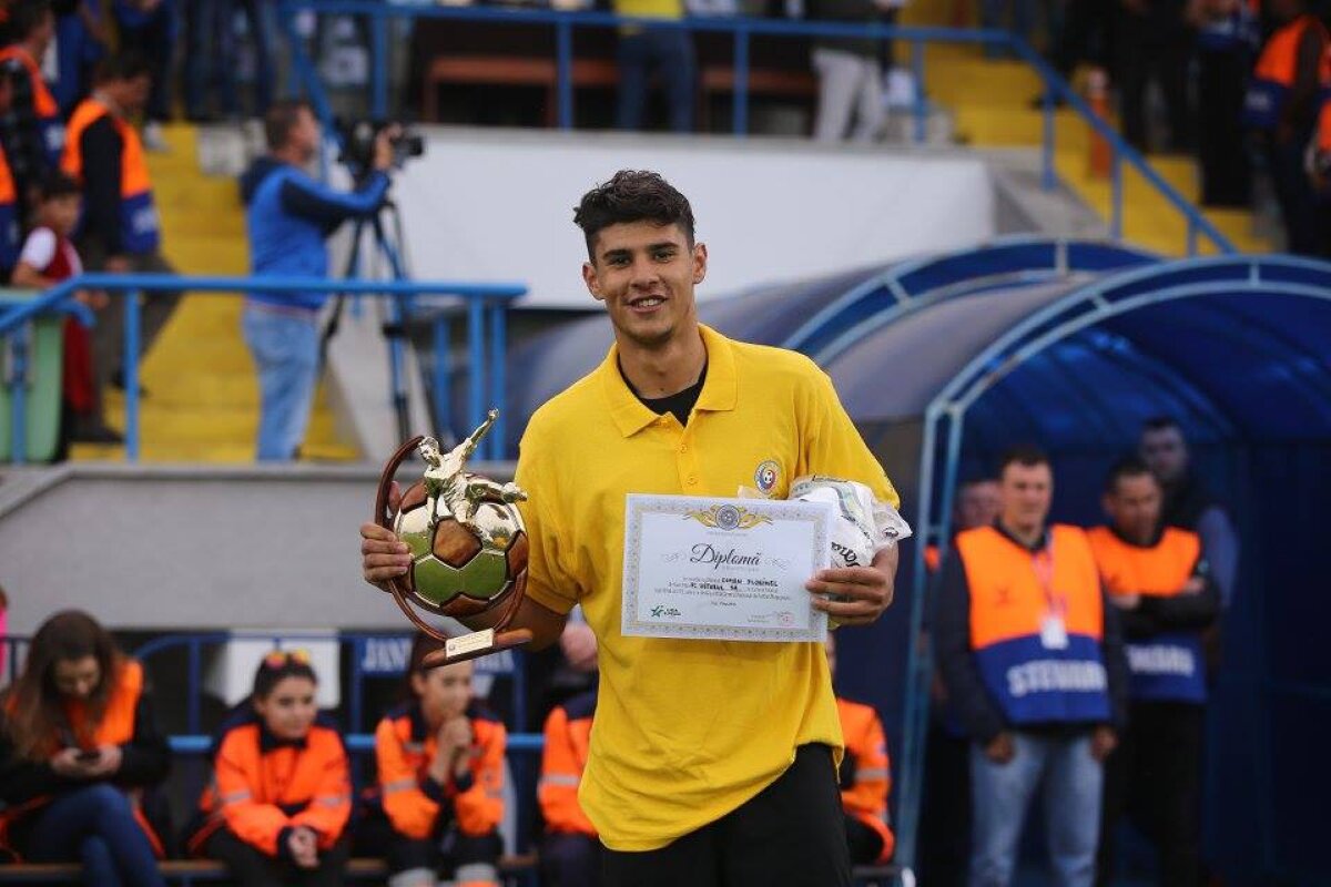 GALERIE FOTO Viitorul își păstrează titlul de campioană la Juniori A U19 » Trupa lui Hagi va merge în Youth League