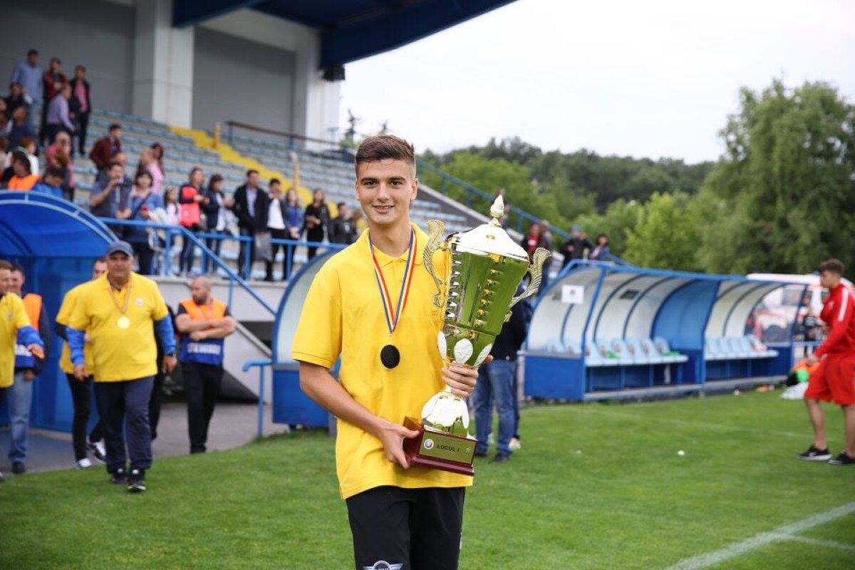 GALERIE FOTO Viitorul își păstrează titlul de campioană la Juniori A U19 » Trupa lui Hagi va merge în Youth League