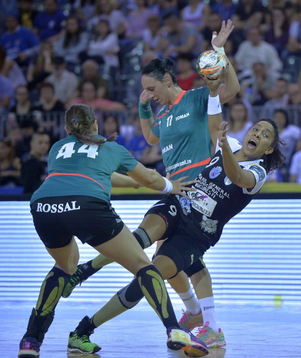 Triplă istorică pentru CSM București » Azi a câștigat și Cupa României