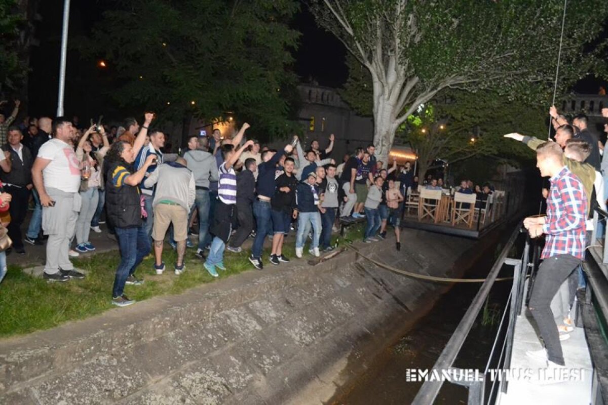 VIDEO + FOTO Petrecere în Timișoara » ASU Poli, echipa suporterilor, a promovat în Liga a 2-a