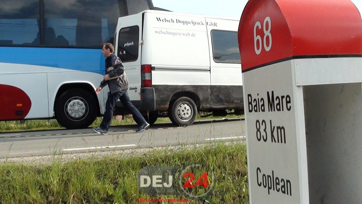 VIDEO + FOTO Autocarul unei echipe din Liga a 2-a a fost implicat într-un accident! Pompierii, Ambulanța și Poliția au venit imediat la fața locului