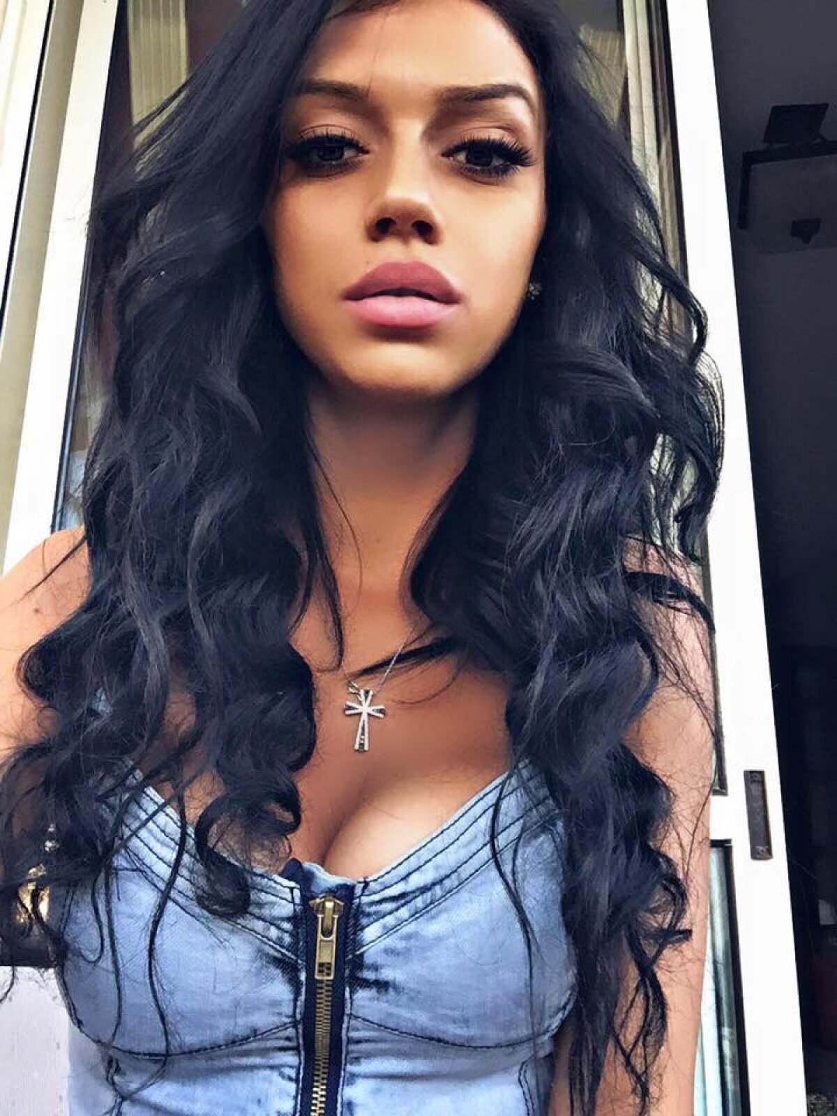 GALERIE FOTO Ea e cea mai înfocată fană a eroului Rapidului!