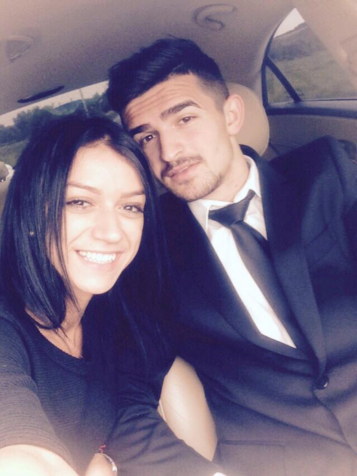 GALERIE FOTO Ea e cea mai înfocată fană a eroului Rapidului!