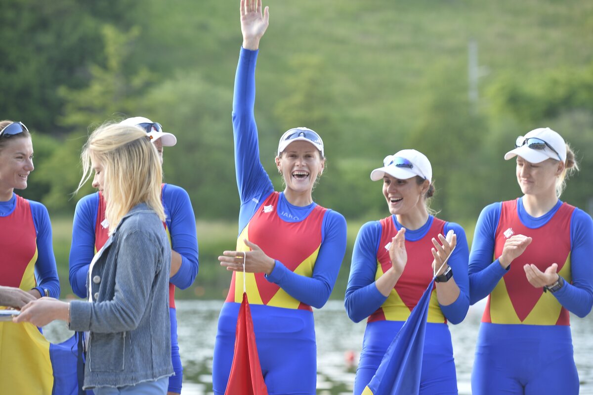 GALERIE FOTO + VIDEO "Ne vedem la Rio! Hai, România!" » Cum au reacționat fetele din barca de 8+1 după calificarea la JO