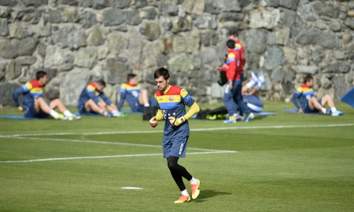 Antrenamente pe grupe » Ședință specială de pregătire pentru unii "tricolori"