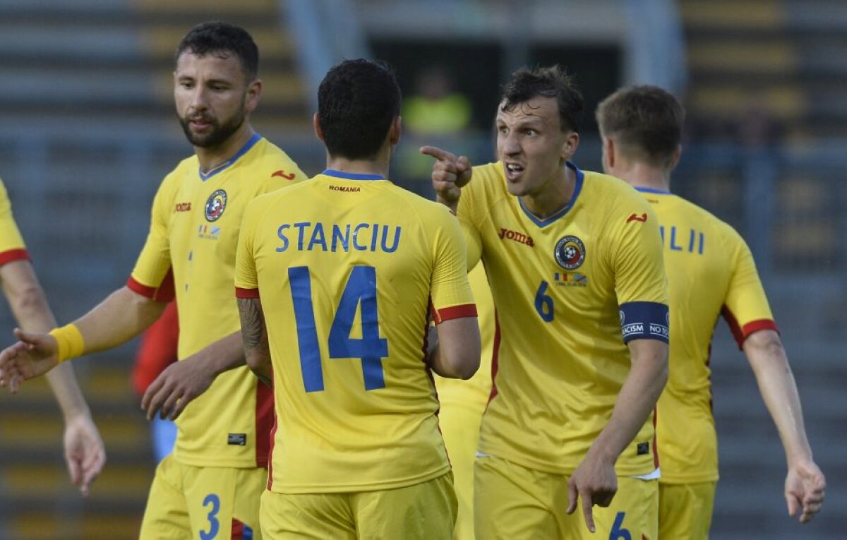 Corespondență GSP din St. Vincent (Italia) » Verdict în scandalul banderola: Iordănescu a renunțat la voturi și a ales liderul fără a se consulta cu vestiarul. "Raț să fie sănătos!"