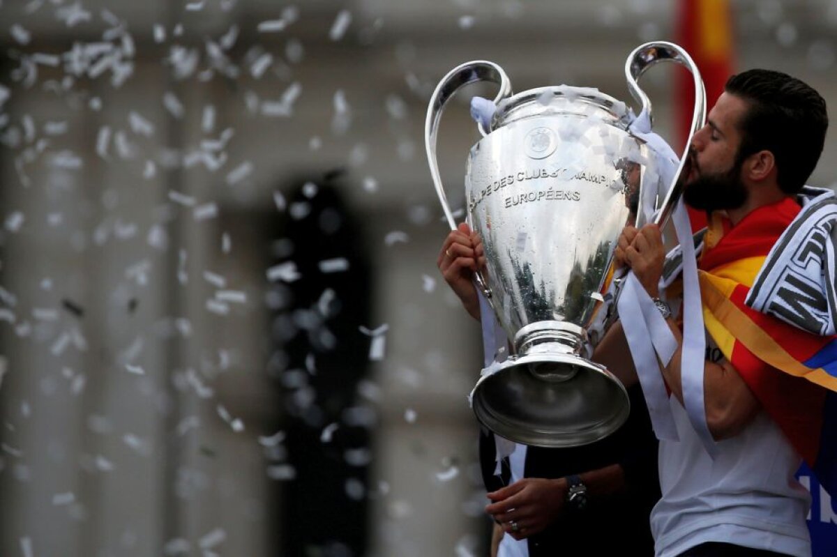 VIDEO + FOTO Nebunie pe străzile din Madrid: 30.000 de oameni au sărbătorit câștigarea Champions League: "Madrileni, Europa e a voastră"