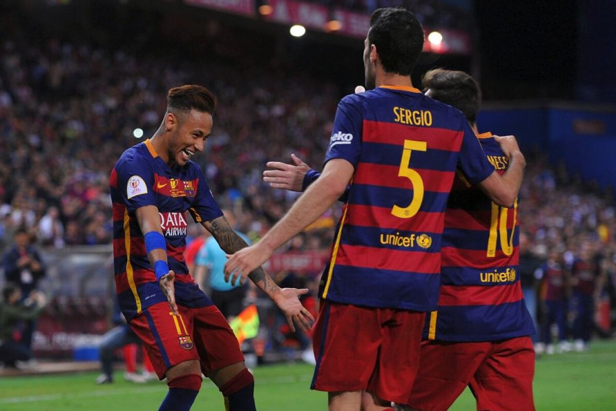 FOTO + VIDEO Barcelona și-a prezentat noul echipament » Catalanii revin la tricourile tradiționale